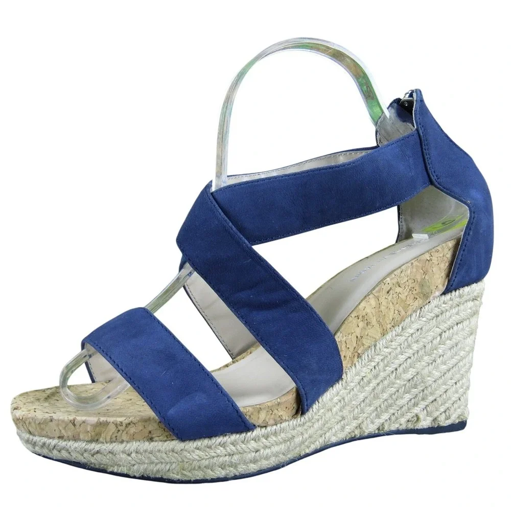 Adrienne Vittadini Women Clarity Strappy Blue Leather‎ 9 Medium Gently Used 2025